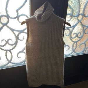 Sleeveless Turtleneck Knit Sweater Vest - Light Gray